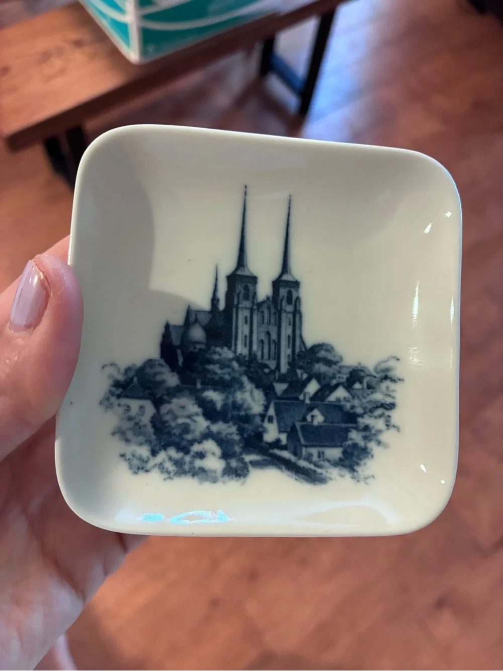 Royal Copenhagen compact square